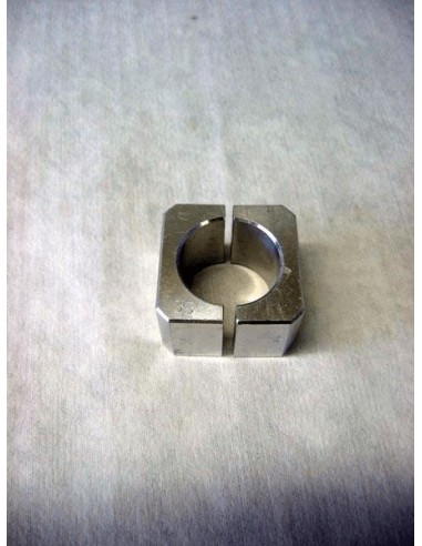 Brida de cartucho KYB Ø28mm